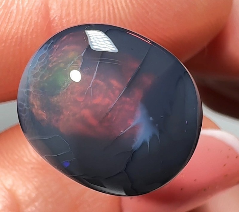 Natural Solid Australian Lightning Ridge Black Opal 8.95 ct, Gemstone gallery
