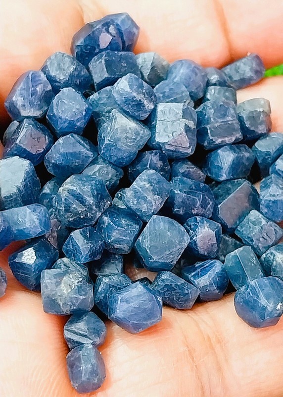 Natural Ceylon Blue Sapphire Rough Loose 100% Untreated Sapphire Rock 100 Ct-Lot