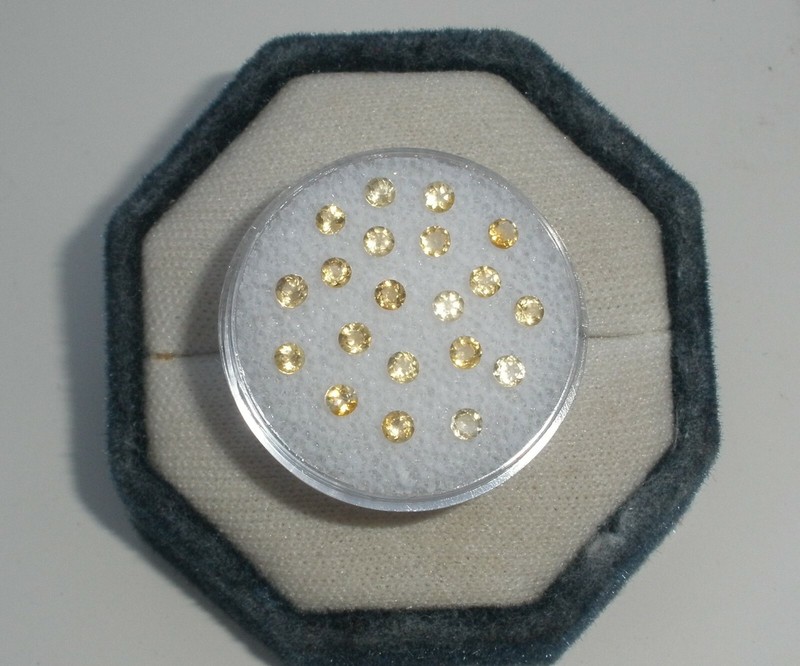 20 Citrine Round Loose Faceted Natural Gems 2.5mm each