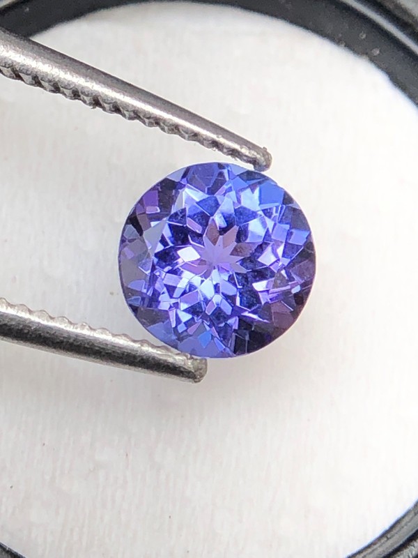 Natural Tanzanite Round Cut, 6 MM Purple Blue Color Zoisite Gemstone 1 Ct