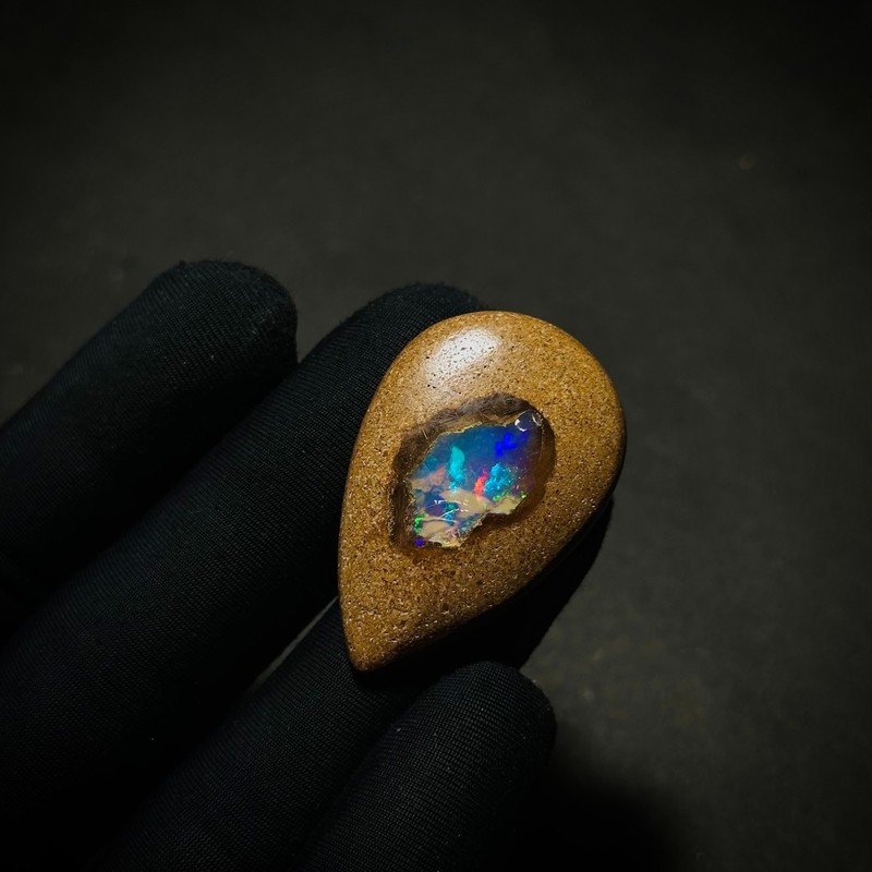26Ct A++ Grade Australian Boulder Opal, Ironstone Matrix Flash, Loose Opal 40x26 gallery