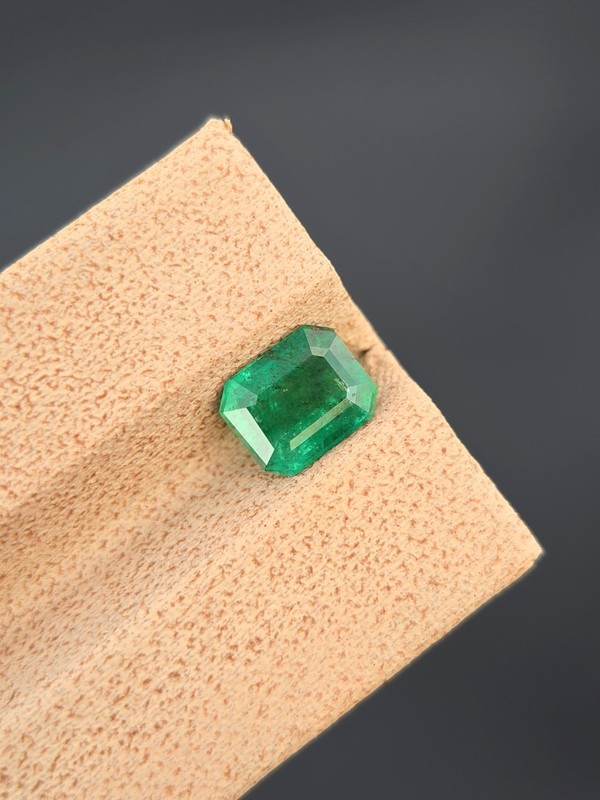 Emerald Gemstone Emerald Cut Natural Green Loose Faceted From Swat Pakistan