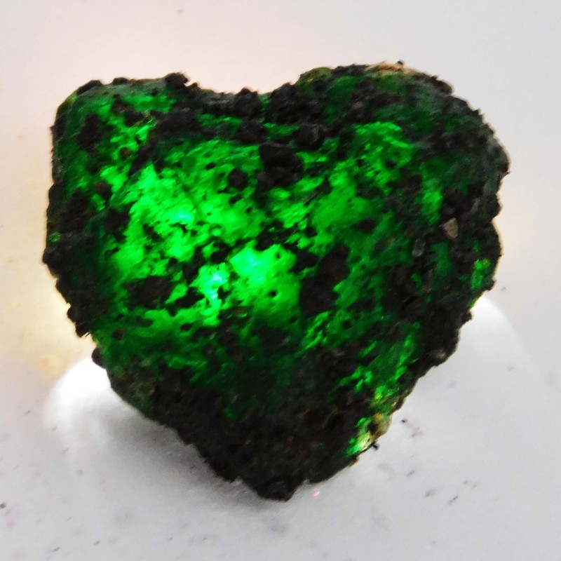 Natural Emerald 93 Ct Huge Rough Earth Mined CERTIFIED Green Loose Gemstone