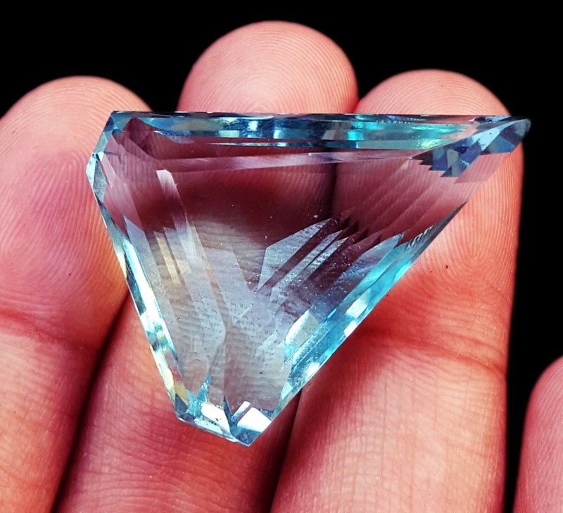 Loose Gemstone Aquamarine 50 to 55 Ct Certified gallery