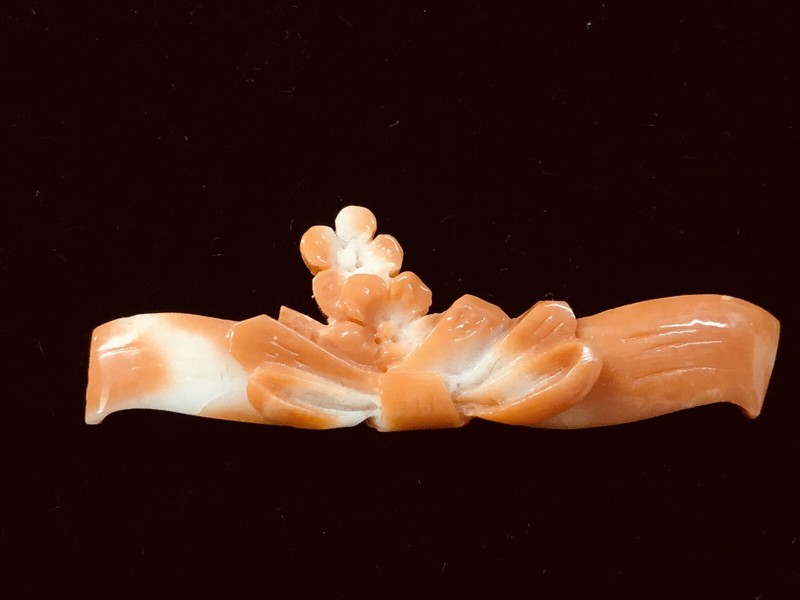 Japanese Obidome Hand Carved Coral Cherry Blossom Box 46mm 3.4g