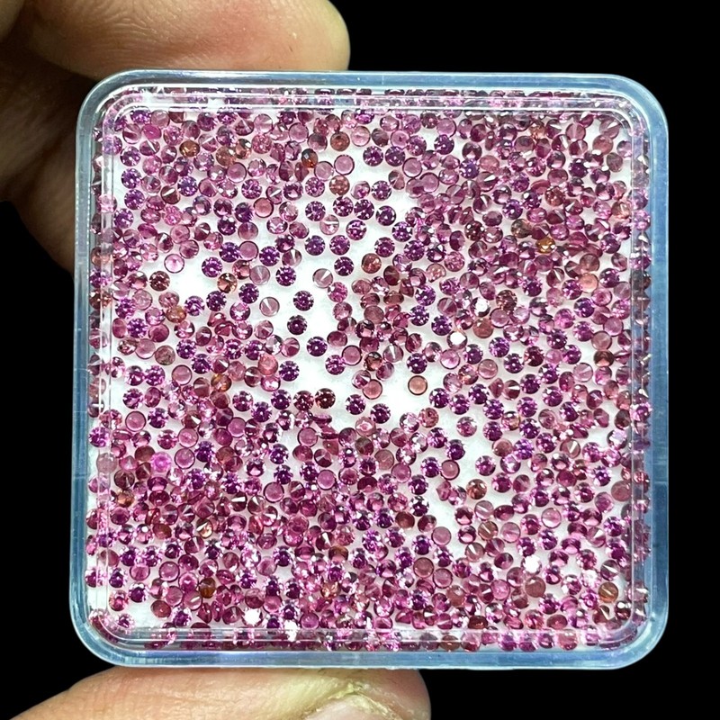 100 Pcs Natural Rhodolite Garnet 1.2mm Round Diamond Cut Loose Gemstones Lot