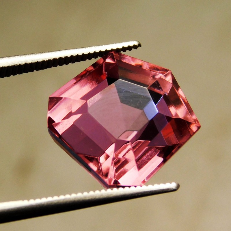 11.60 Cts Russian Natural Alexandrite Color Change Certified Stunning Gemstone gallery
