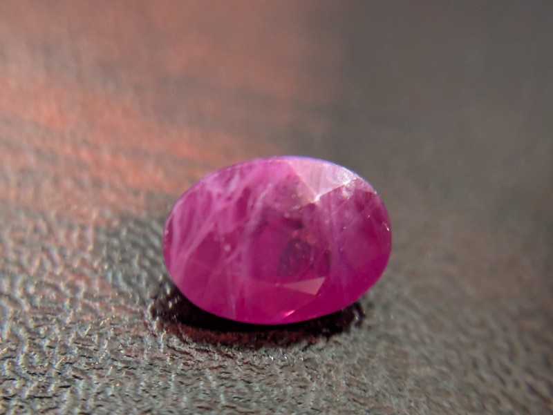5x6mm 1.1ct Natural Faceted Oval Ruby Gemstone Approx Grade A