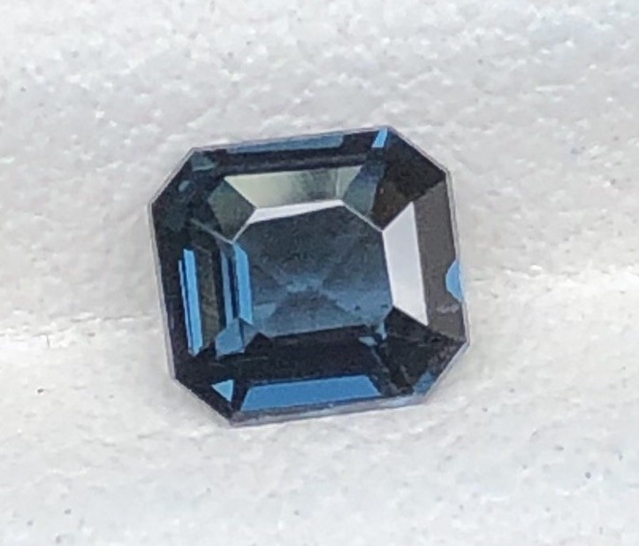 Tiny Cobalt Spinel 0.62 Ct loose gemstone 060