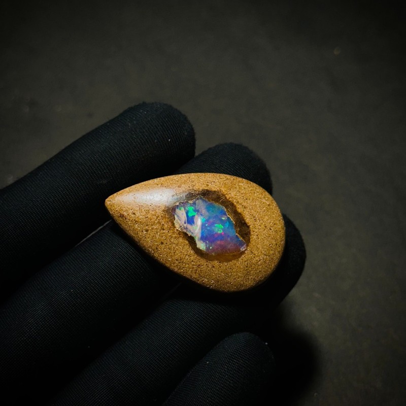 26Ct A++ Grade Australian Boulder Opal, Ironstone Matrix Flash, Loose Opal 40x26 gallery