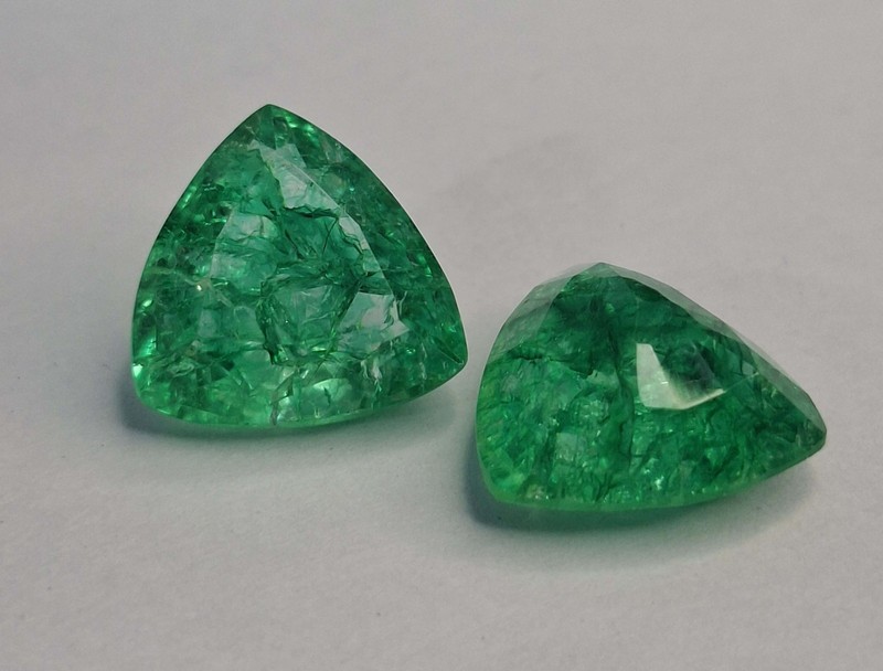 Green Colombian Emerald Trillion Cut 14-16 Ct Natural Loose Gemstone SB690