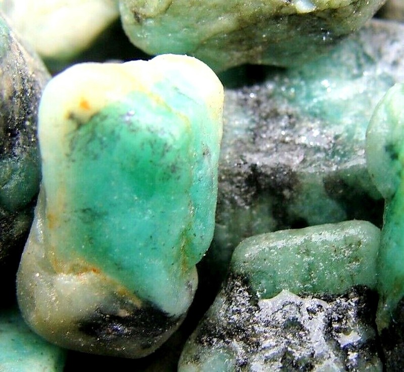 EMERALD ROUGH GEM LOT 500 CARAT COLOMBIAN GENUINE NATURAL BERYL RAW UNCUT ROCK