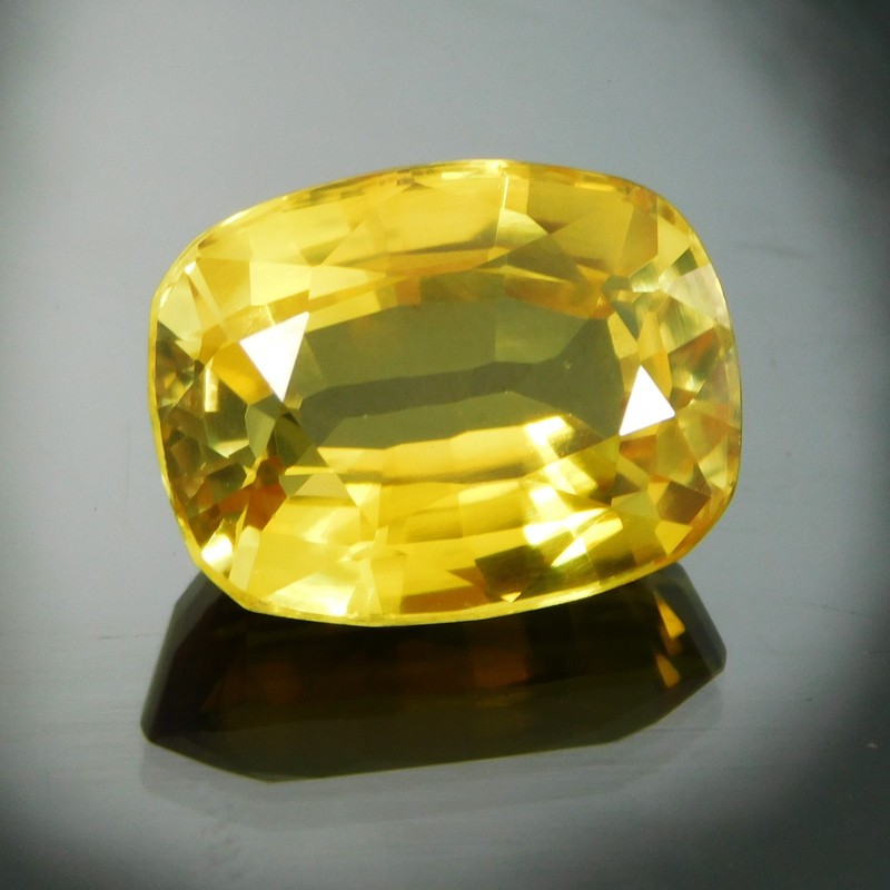 11.70 Cts Natural Ceylon Yellow Sapphire Certified Cushion Cut Stunning Gemstone