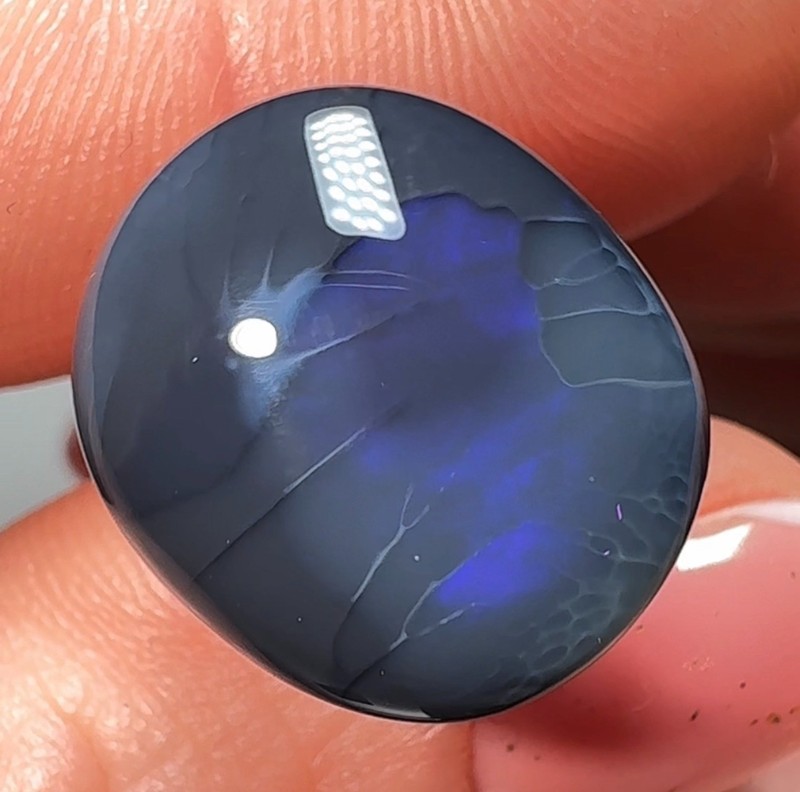 Natural Solid Australian Lightning Ridge Black Opal 8.95 ct, Gemstone gallery