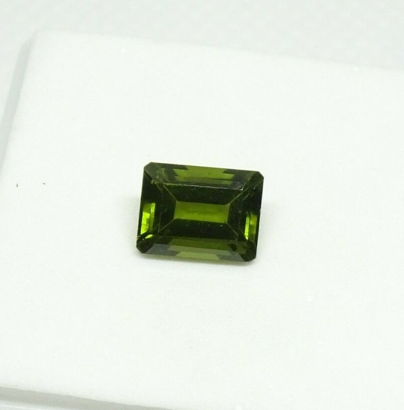 1.97ct Indocrase – Deep Green – Emerald Cut – 3x6mm – Indocrase Loose Gemstone