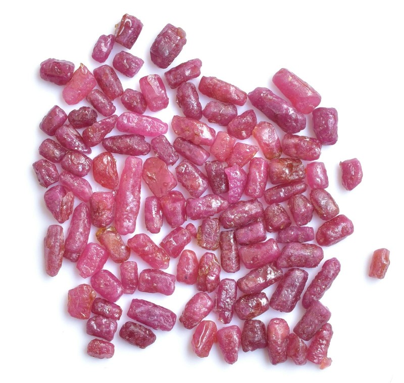 200 CT – 40 Gram AAA Natural Burma Pegion Red Ruby Loose Gemstone Raw Rough Lot