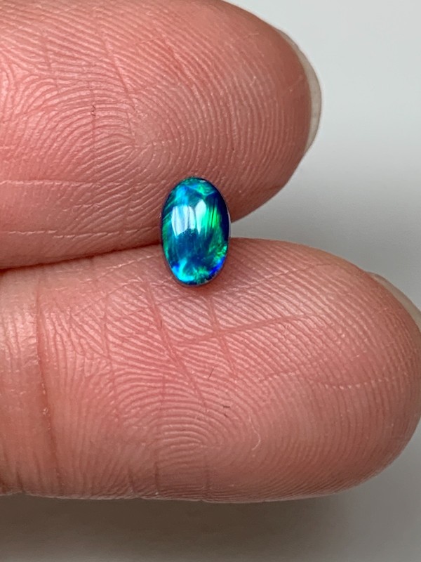 Emerald Flash. Lightning Ridge Doublet Black Opal. 0.50 Ct gallery