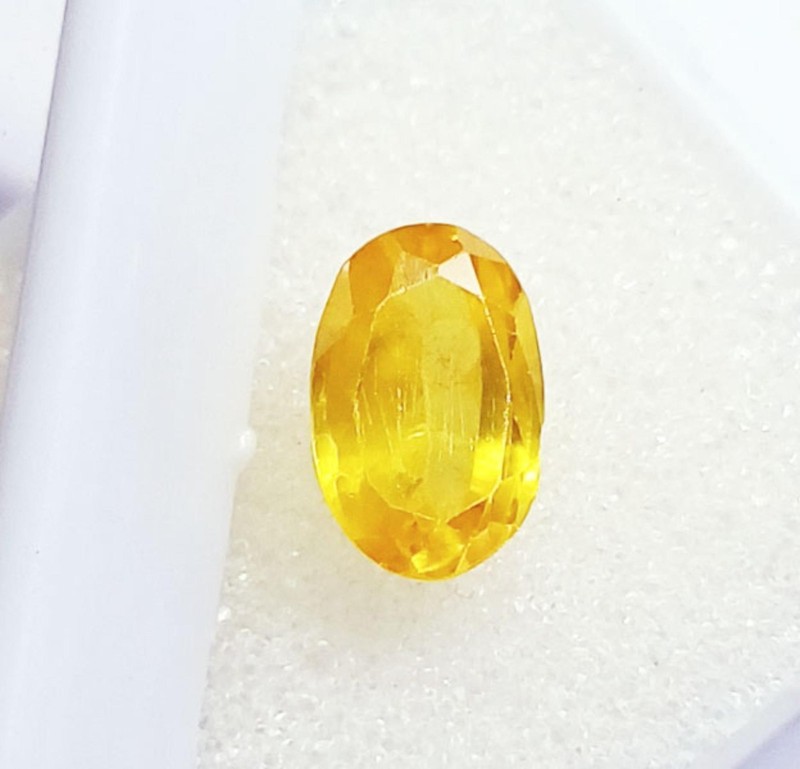 Natural Yellow Sapphire Oval Cut 5.70 Ct Certified Loose Gemstone With Free Gift
