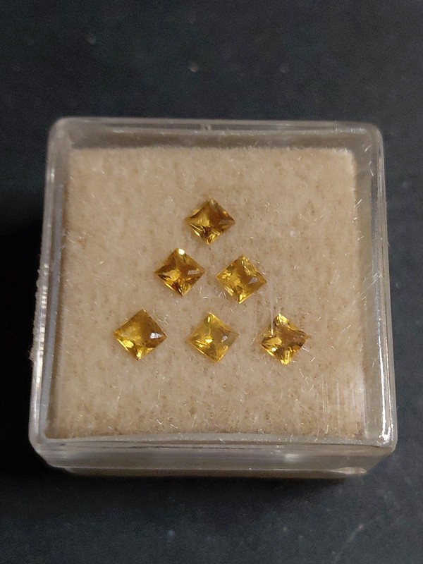 0.75ct Total Golden Citrine Princess Loose 6pcs Orange Gold 3mm