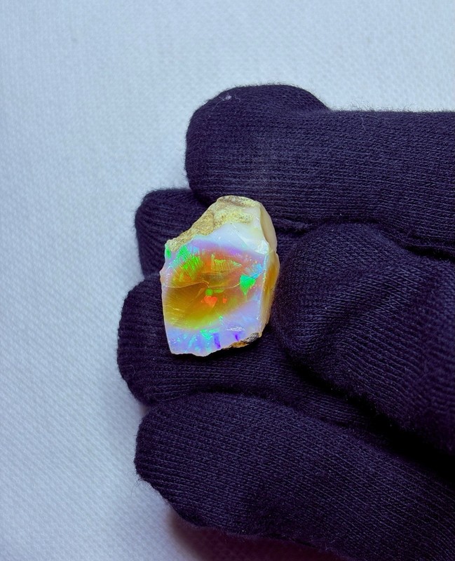 29 Carat, Natural Ethiopian Opal Raw ( Rough ) Multi Fire Pendant Size Gemstone