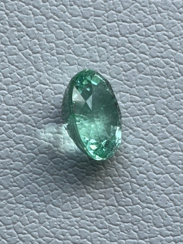 0.70 Carat, Bright Bluish Green 6 x 5mm Oval. Copper Bearing PARAIBA TOURMALINE gallery