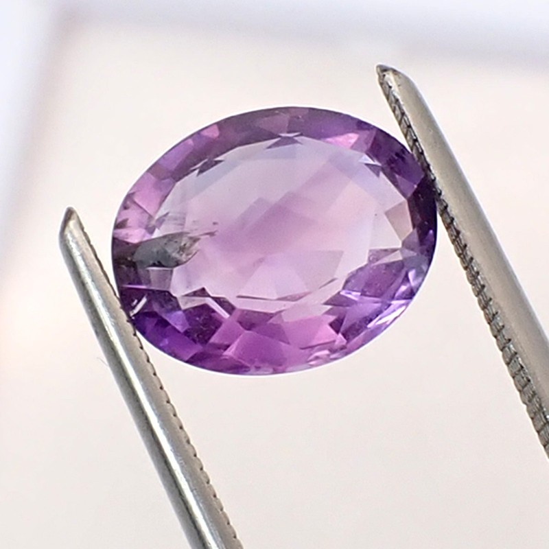 Natural 9.0x7.4mm Oval Lavender Lilac Amethyst Gemstone, 1.53 carats, 9x7mm gallery