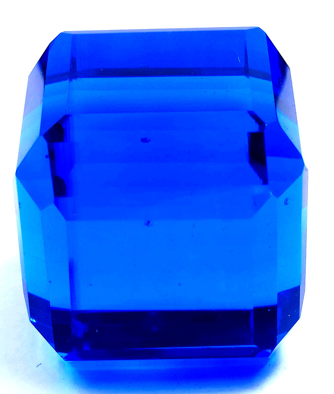 Excellent Quality 251 Ct Natural Blue Sapphire Cube Shape IGL Gemstone 6MHT