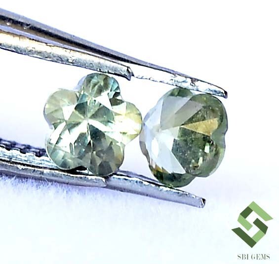 Natural Green Sapphire Flower Shape Pair 4x4 mm 0.76 CTS Loose Gemstone gallery