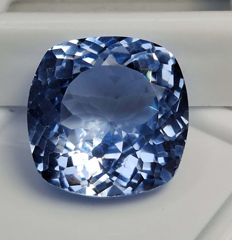 Certified Sky Blue Cushion Cut 15-17 Ct Loose Aquamarine Natural Gemstone SB954