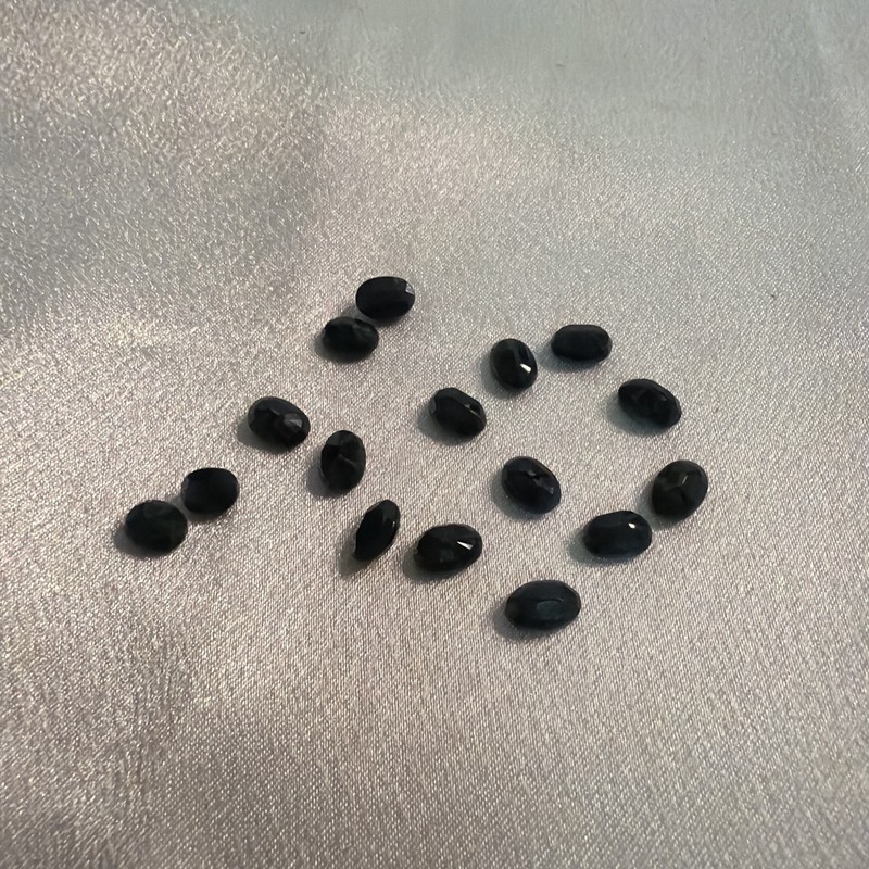Black Sapphire, Gemstones 16 Total Excellent Condition