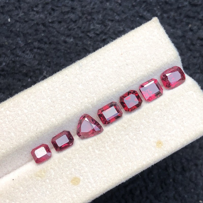 7.80 Carat Beautiful Natural Rhodolite Garnet From Africa Tanzania Mine gallery