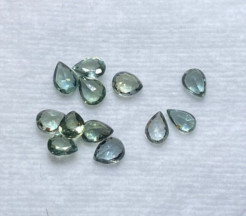 UNHEATED SAPPHIRES, 3.37 CTS, 12 PCS, PEAR CUT, VVS/VS, 4.5 X 3 TO 3.5 MM