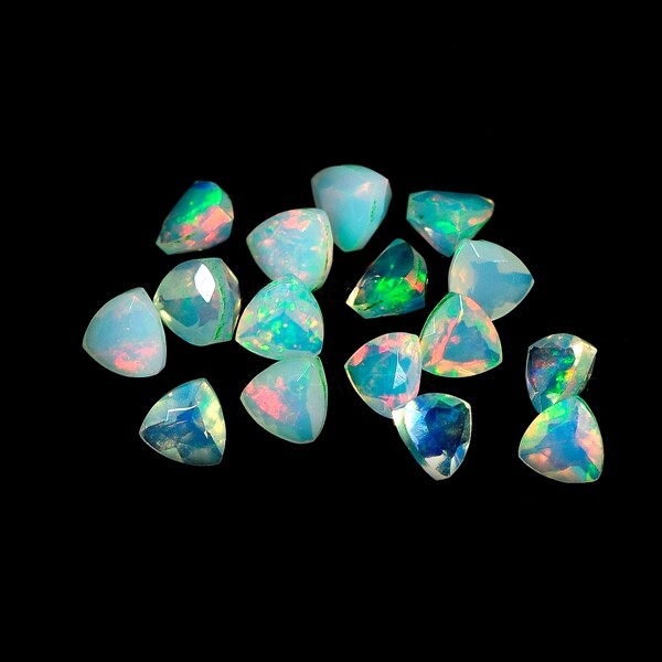 3MM TO 8MM NATURAL ETHIOPIAN WELO FIRE OPAL TRILLION CUT FACETED LOOSE GEMSTONE