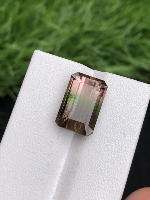 Natural Bi-Color Tourmaline 8.50 crt from Afghanistan