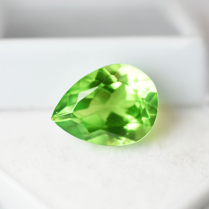 7.75 Ct Natural Green Peridot CERTIFIED Pear Cut Loose Gemstone For Jewelry gallery