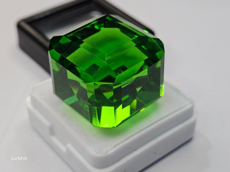 Beautiful Green Topaz Excellent Cube Cut 72-73 Cts Loose Gemstone
