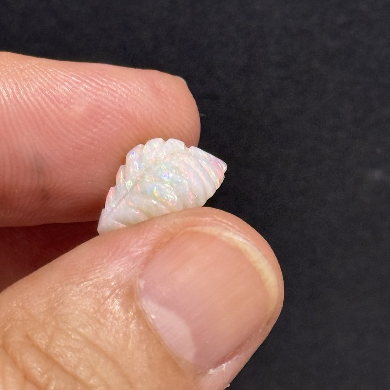 3.5ct 13x8x7mm Carved Leaf Colorful Coober Pedy Australian Opal Gemstone gallery