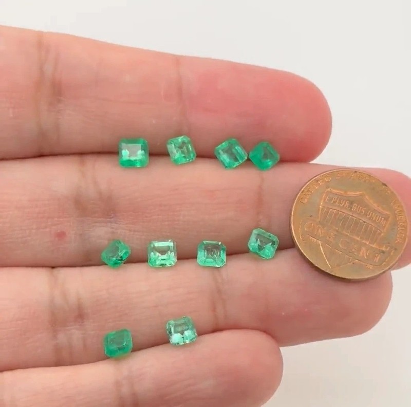 Asscher Cut Certified Natural 20 Pcs Colombian Green Emerald Loose Gemstone 7 MM gallery