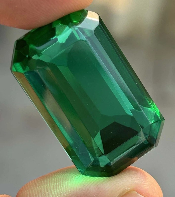 Natural 131 Ct Green Emerald Emerald Cut Certified Colombian Loose Gemstone 6JHJ