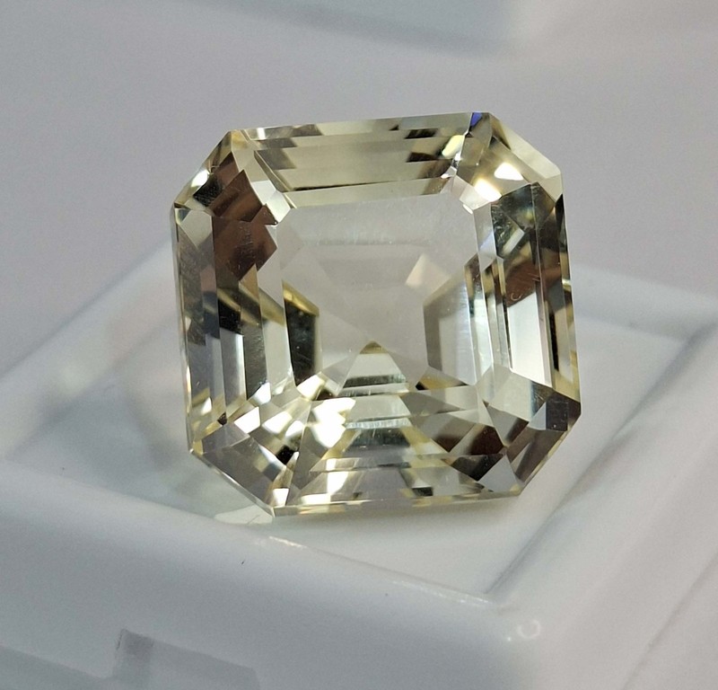 21-23 Carat Light Yellow Sapphire Asscher Shape Loose Natural Gemstone SB547 gallery