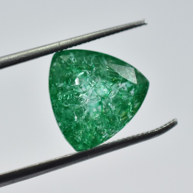 COLOMBIAN Green NATURAL Emerald 9 Ct Trillion Cut CERTIFIED Loose Gemstone gallery