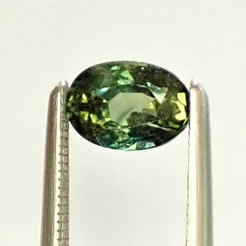 0.81ct Oval 6.2×4.3mm Green-Yellow Natural Australian Parti Sapphire Rare Gem