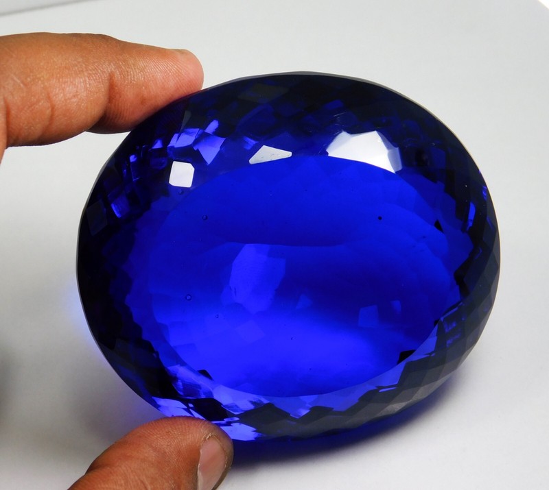 Natural 1134.40 Ct Mind Blowing AA+ Blue Tanzanite Oval Cut Certified Gemstone gallery