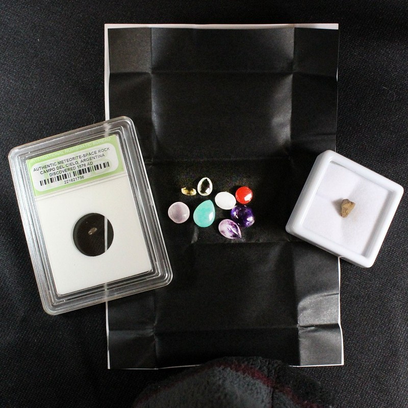 Gemstone Lot of 20+ Carats with Campo Del Cielo and NWA Meteorites gallery