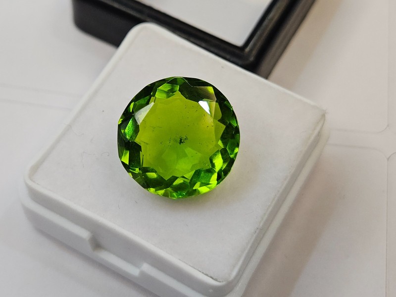 Fantastic Peridot Olive Green Certified Of 8-9 Ct Round AAA Loose Gemstone gallery