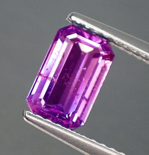Natural Purple Pink Color Change Sapphire 1.36ct.