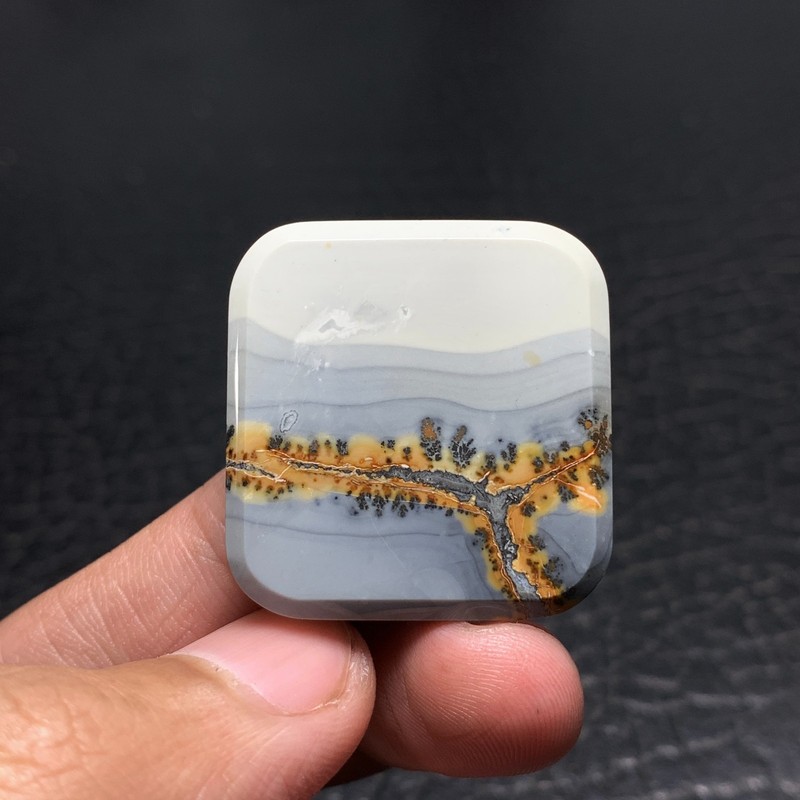 Maligano Jasper Cabochon 30×28.5x5mm High Quality 53 ct