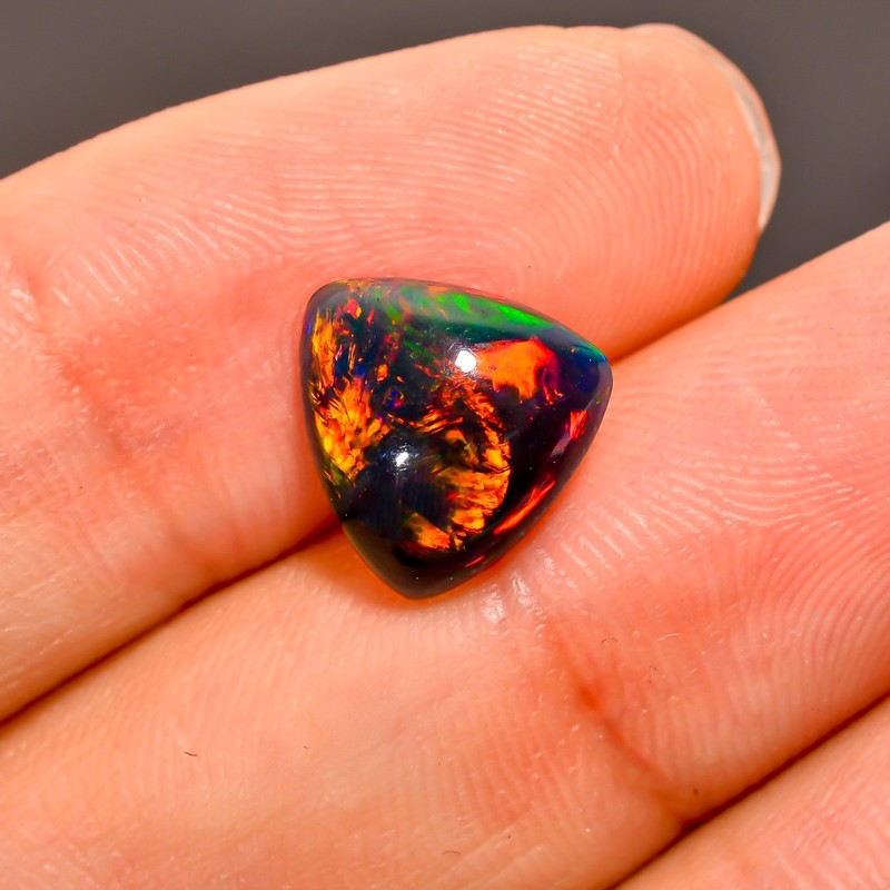 2 Ct Natural Black Ethiopian Opal Red Fire Trillion Cabs Opal Gemstone 10X10X4mm