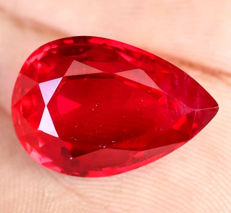 26.50 Ct Natural Blood Red Mozambique Ruby CERTIFIED Stunning Treated Gemstone