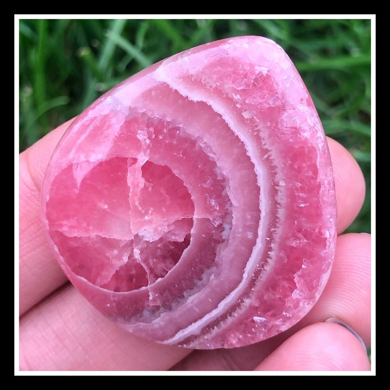 37mm 86.15ct Top Quality Rhodochrosite cabochon pink from Peru 37x35x5mm